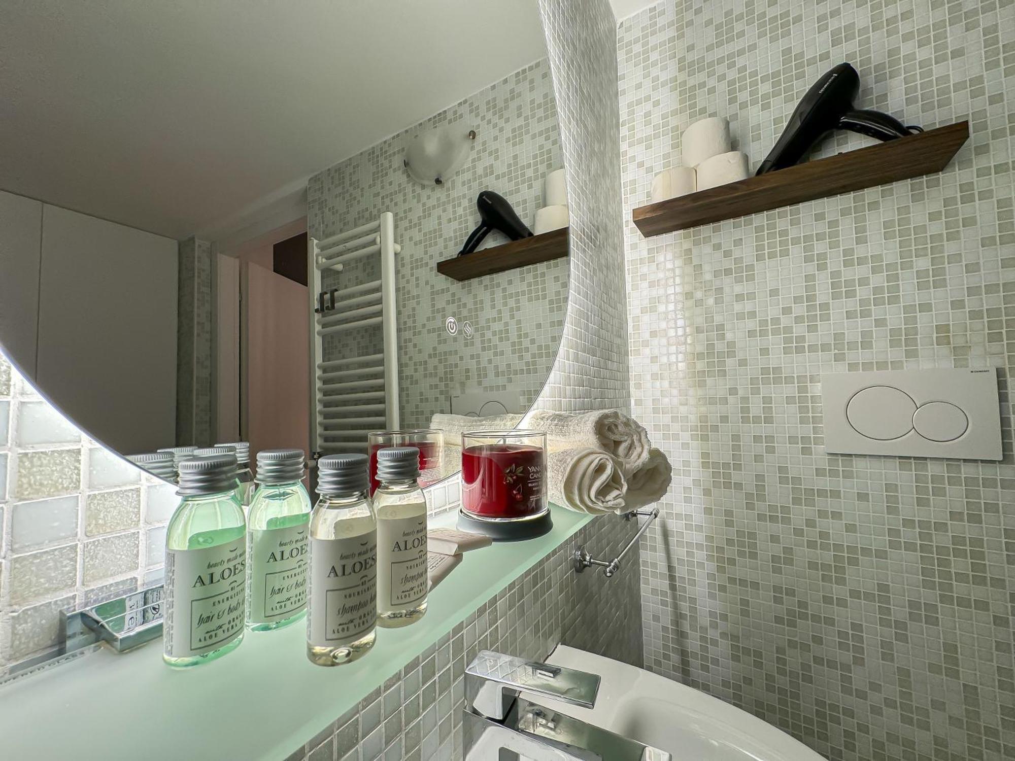 Melody Residence Roma Bagian luar foto